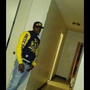 Meet your Posher, Jimil